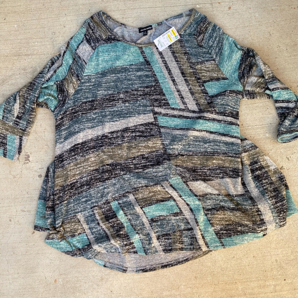 Real nice shirt.. with tag still on it !